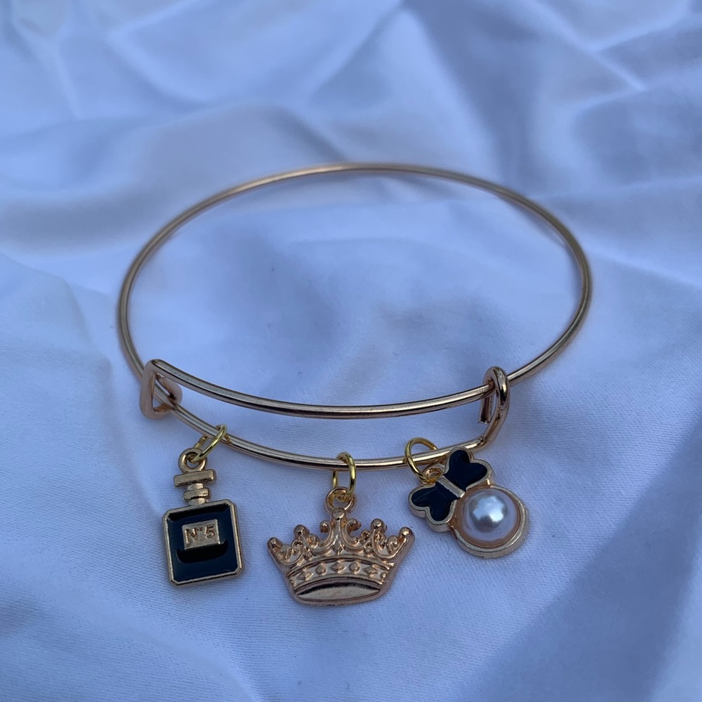 Brand New! Handmade! Adjustable Charm Bracelet - Picture 4 of 4